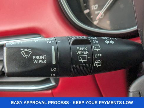 Used 2017 Maserati Levante image 42