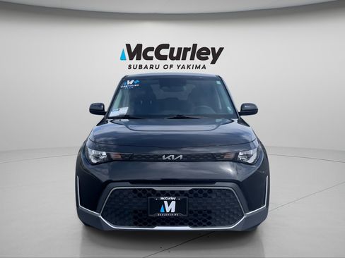 Used 2024 Kia Soul LX w/ Option Group 015 FWD image 2