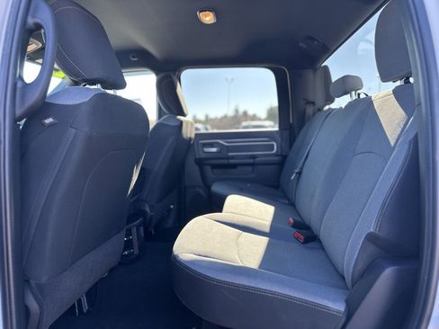 Used 2021 RAM 2500 Big Horn image 32