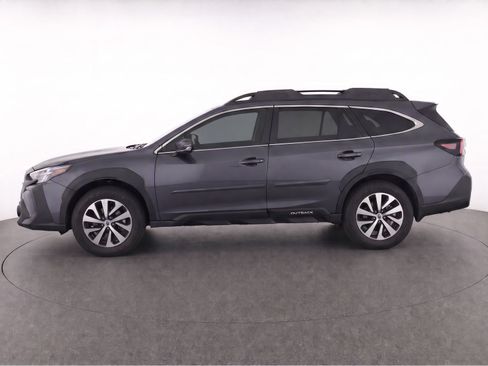 Used 2025 Subaru Outback Premium AWD/4WD image 7