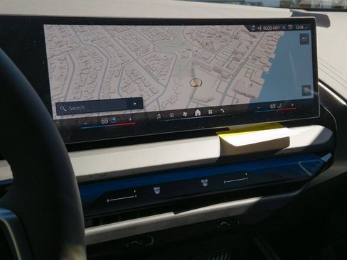 New 2026 BMW X3 xDrive30 w/ Premium Package image 13