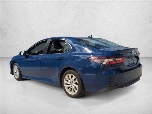 Used 2023 Toyota Camry LE FWD image 7