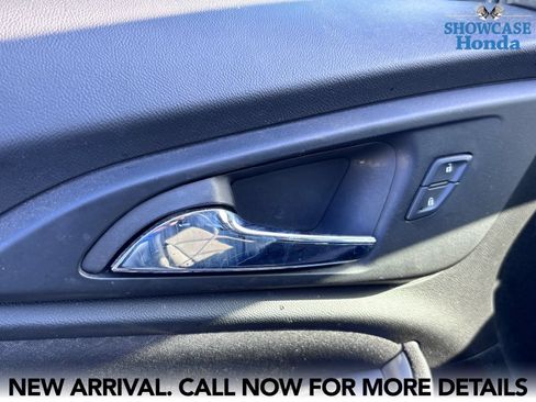 Used 2022 Chevrolet Malibu LT FWD image 8