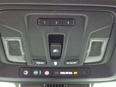 New 2026 Chevrolet Silverado 1500 ZR2 AWD/4WD image 21