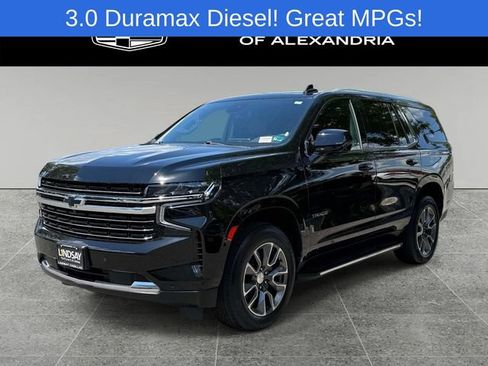 Used 2023 Chevrolet Tahoe LT w/ Luxury Package AWD/4WD image 1