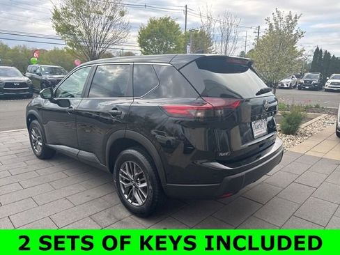 Used 2024 Nissan Rogue S AWD/4WD image 6