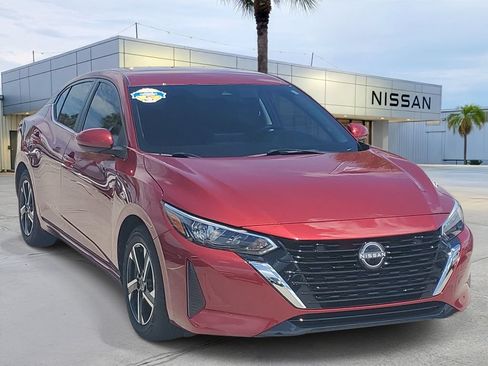 Used 2024 Nissan Sentra SV FWD image 9