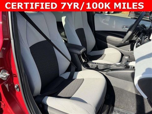 Used 2024 Toyota Corolla SE image 9