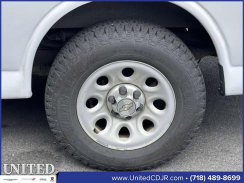 Used 2013 Chevrolet Express 1500 image 13