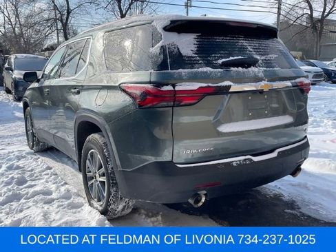 Used 2023 Chevrolet Traverse LT image 2