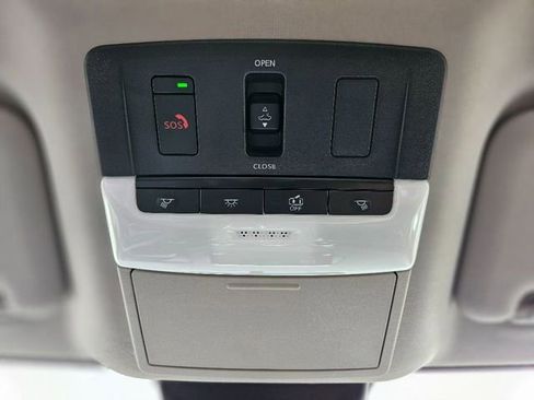 New 2025 Nissan Sentra SR w/ SR Premium Package image 24