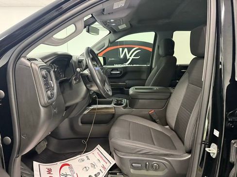 Used 2022 Chevrolet Silverado 1500 LT Trail Boss w/ Bed Protection Package image 9