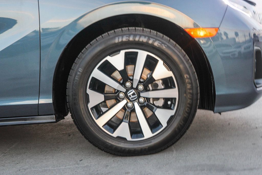 Used 2025 Honda Odyssey EX-L image 11