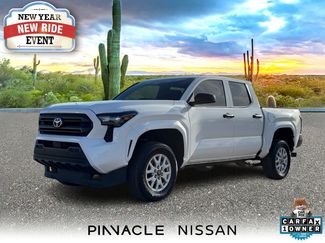 Used 2025 Toyota Tacoma SR video 1