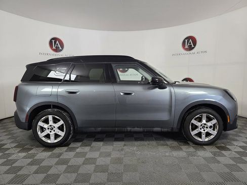 Used 2025 MINI Cooper Countryman S image 3
