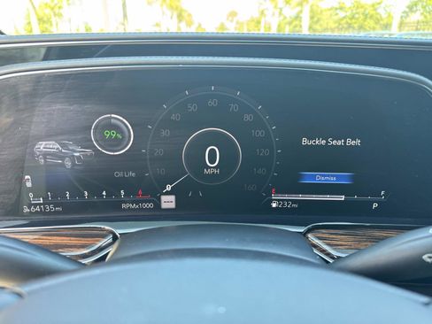 Used 2021 Cadillac Escalade ESV Premium Luxury w/ Driver Assist Tech Package image 32