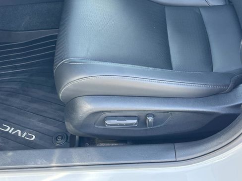 Certified 2024 Honda Civic Touring image 19