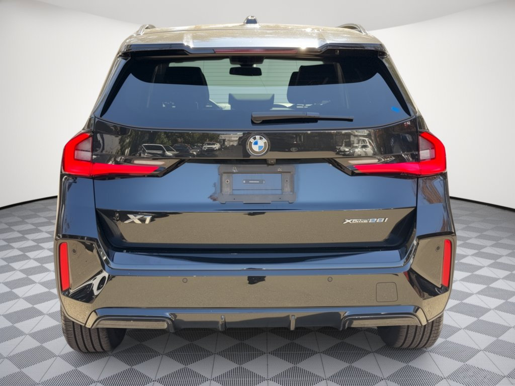 Used 2023 BMW X1 xDrive28i w/ Premium Package AWD/4WD image 11