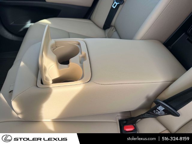 Used 2020 Lexus ES 300h w/ Premium Package FWD image 16