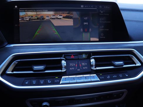 Used 2022 BMW X5 xDrive40i w/ M Sport Package image 33