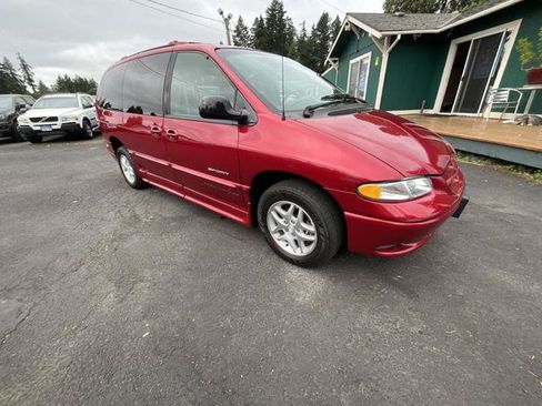 Used 1998 Dodge Grand Caravan SE FWD image 3