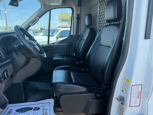 Used 2020 Ford Transit 250 Medium Roof RWD image 17
