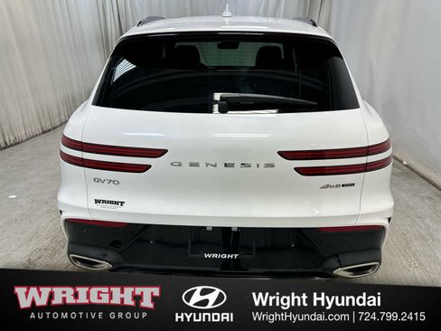 Certified 2026 Genesis GV70 3.5T Sport Prestige image 5
