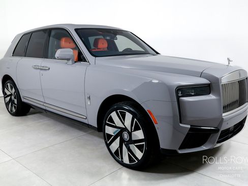 New 2026 Rolls-Royce Cullinan image 6