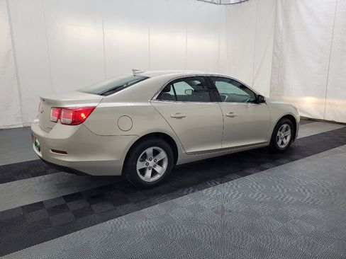 Used 2016 Chevrolet Malibu LT FWD image 10