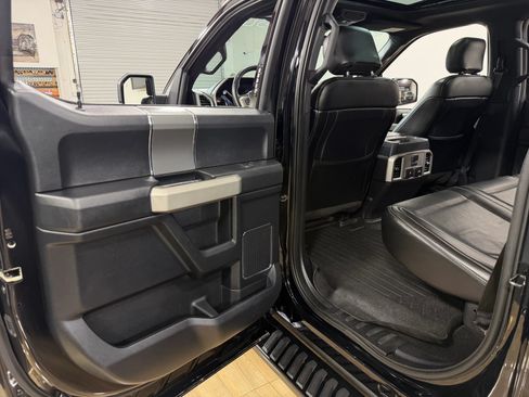 Used 2017 Ford F150 Lariat w/ Equipment Group 502A Luxury AWD/4WD image 17