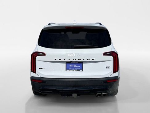 Used 2022 Kia Telluride EX w/ EX Premium Package image 4
