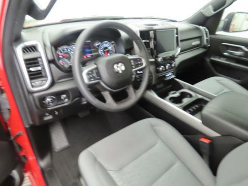 Used 2025 RAM 1500 Big Horn image 9