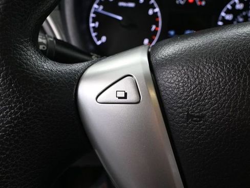 Used 2014 Nissan Sentra S image 22