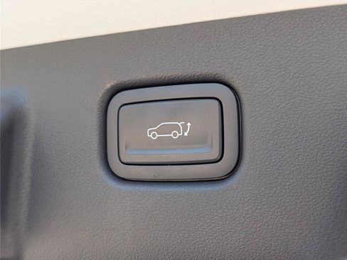 Used 2024 Hyundai Kona Limited AWD/4WD image 14
