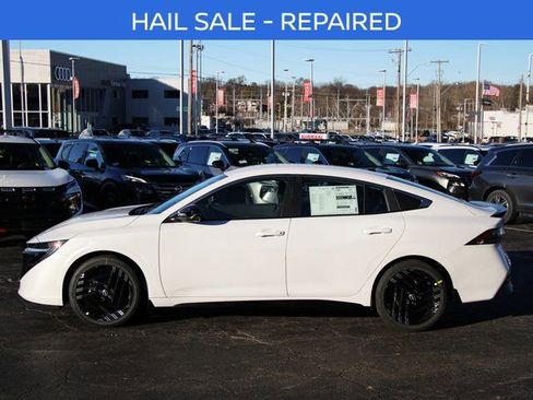 New 2026 Nissan Sentra SR w/ SR All Weather Package FWD image 2