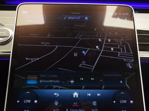 New 2026 Mercedes-Benz S 580 4MATIC Sedan image 23