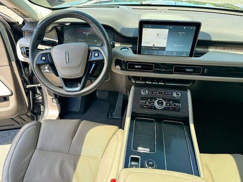 Certified 2022 Lincoln Aviator Reserve w/ Equipment Group 201A AWD/4WD image 19
