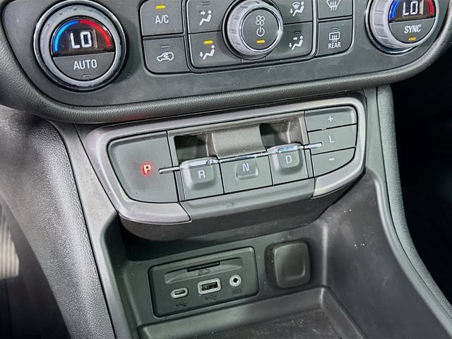 Used 2022 GMC Terrain AT4 w/ Infotainment Package II AWD/4WD image 19