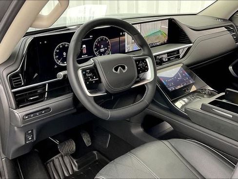 Certified 2025 INFINITI QX80 Sensory AWD/4WD image 18