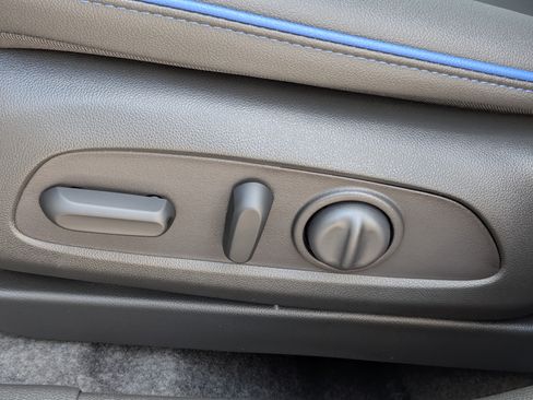 New 2026 Buick Envista Sport Touring w/ Convenience I Package FWD image 22