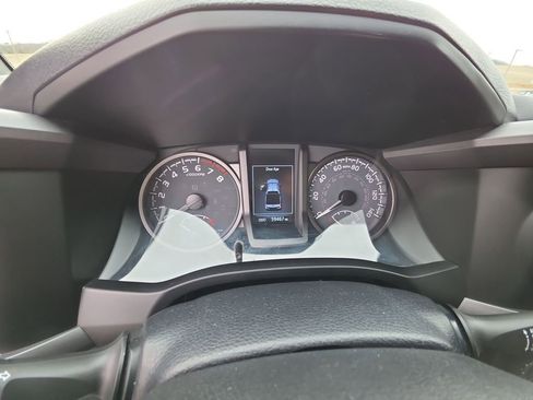 Used 2021 Toyota Tacoma TRD Sport w/ TRD Premium Sport Package image 7