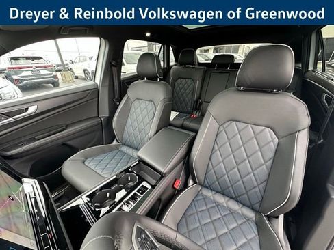 New 2026 Volkswagen Atlas Cross Sport SEL Premium R-Line AWD/4WD image 25