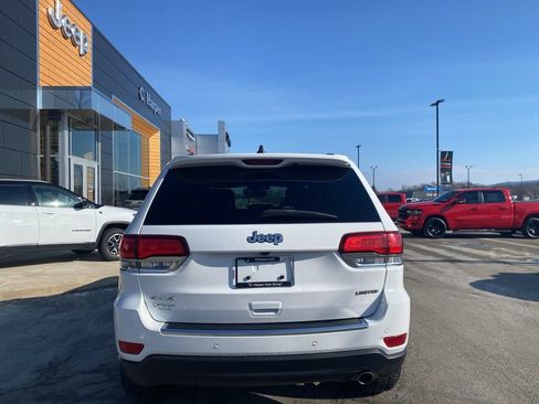 Used 2022 Jeep Grand Cherokee Limited image 3