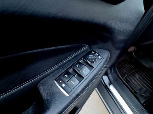 Used 2017 Mercedes-Benz GLE 350 4MATIC image 37