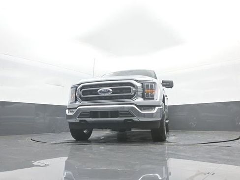 Certified 2022 Ford F150 XLT w/ Equipment Group 302A High image 27