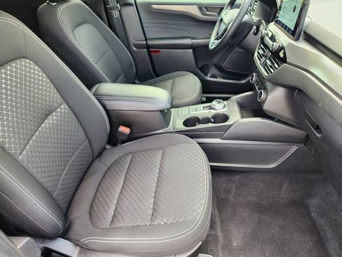 Used 2023 Ford Escape Active w/ Cold Weather Package FWD image 14