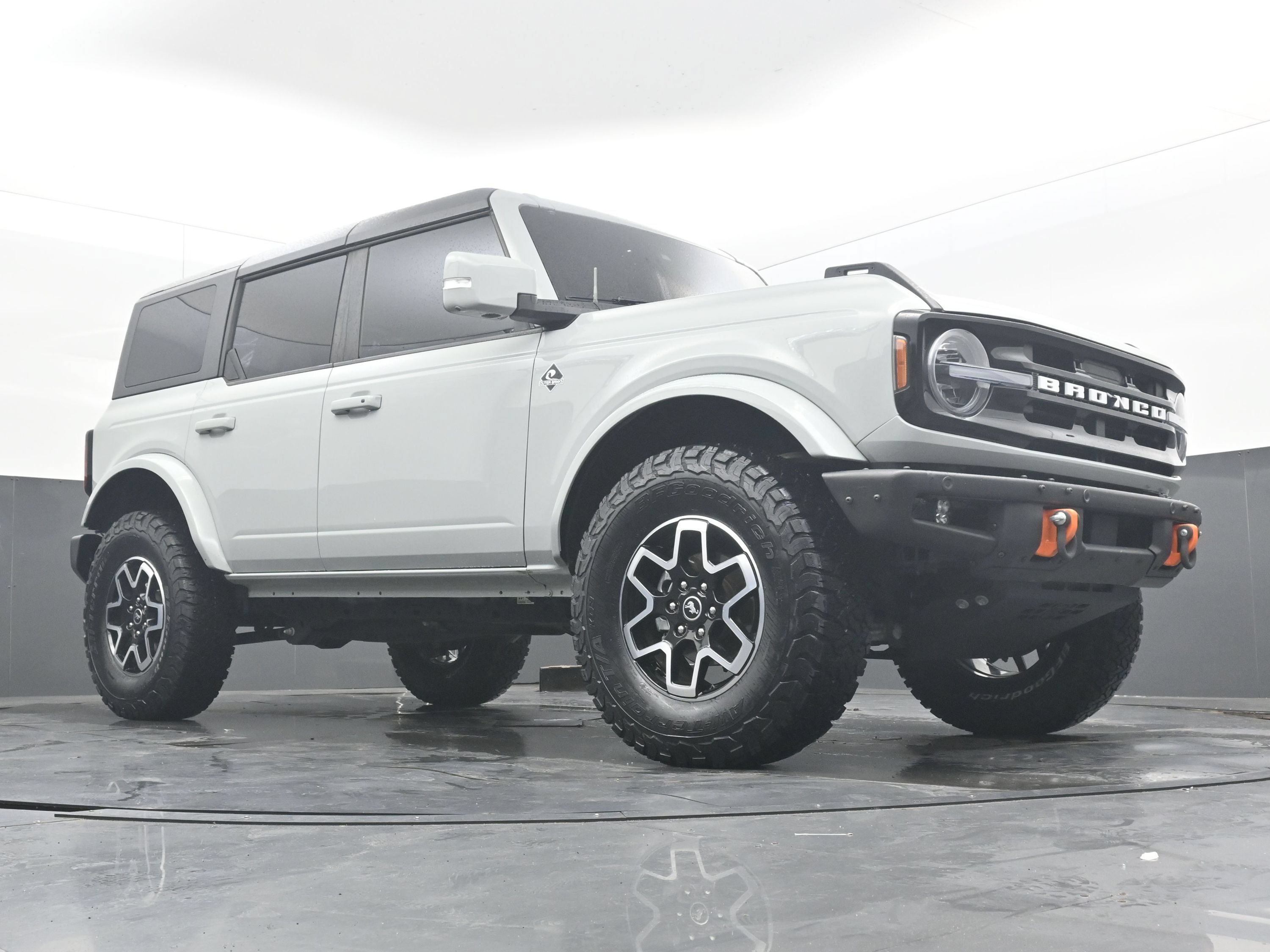 Used 2023 Ford Bronco Outer Banks AWD/4WD image 21