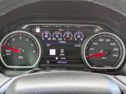 Used 2021 Chevrolet Suburban High Country image 32