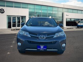 Used 2014 Toyota RAV4 XLE video 2