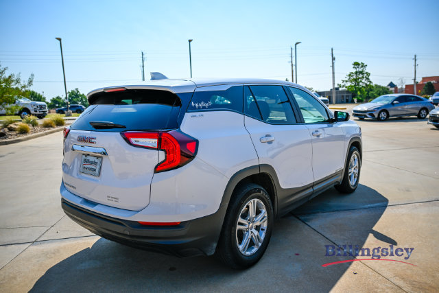 Used 2024 GMC Terrain SLE FWD image 5